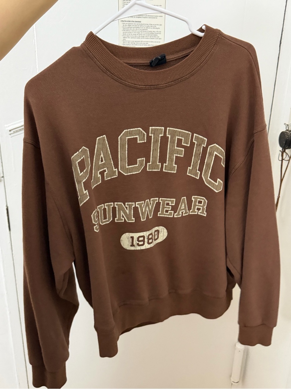 Pacific Sunwear Brown Crew Sweatshirt with Cream Graphic